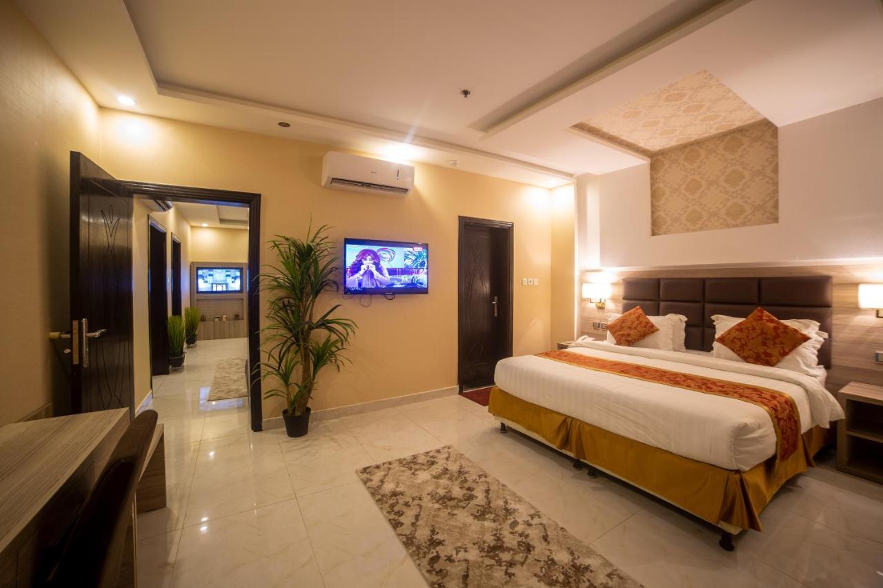Hikayet Abeer Hotel Apartment Джеда Екстериор снимка