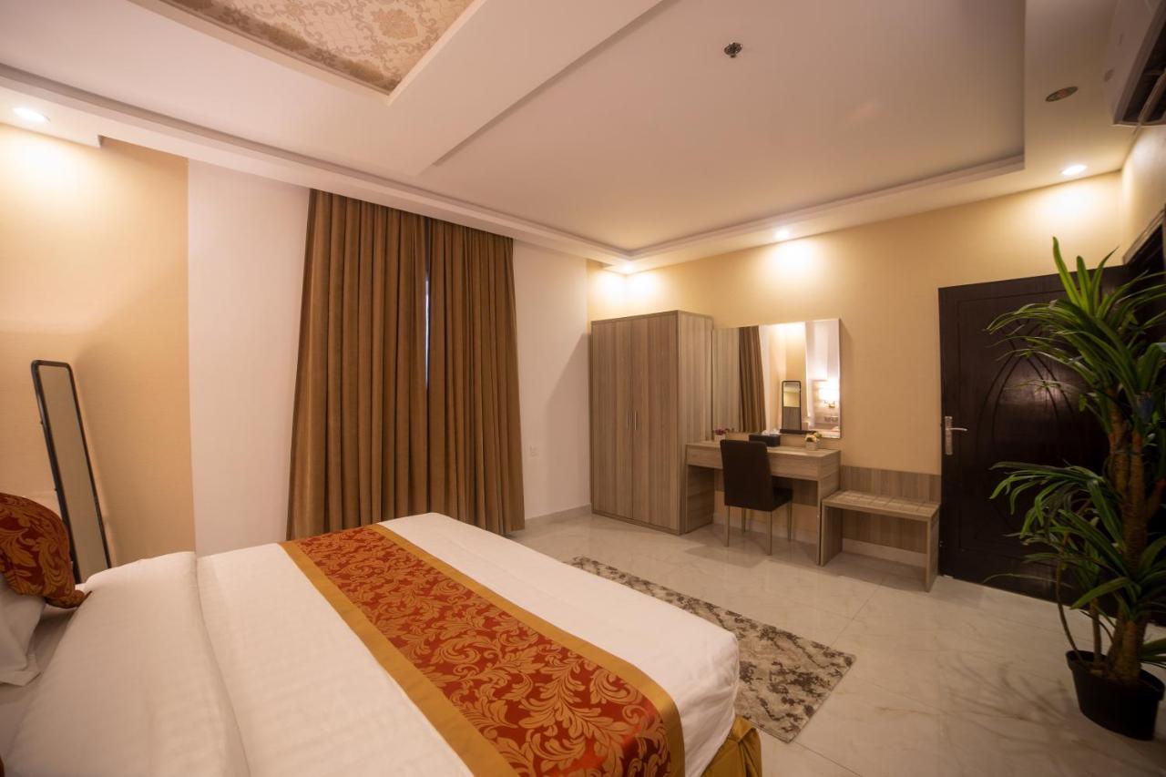 Hikayet Abeer Hotel Apartment Джеда Екстериор снимка