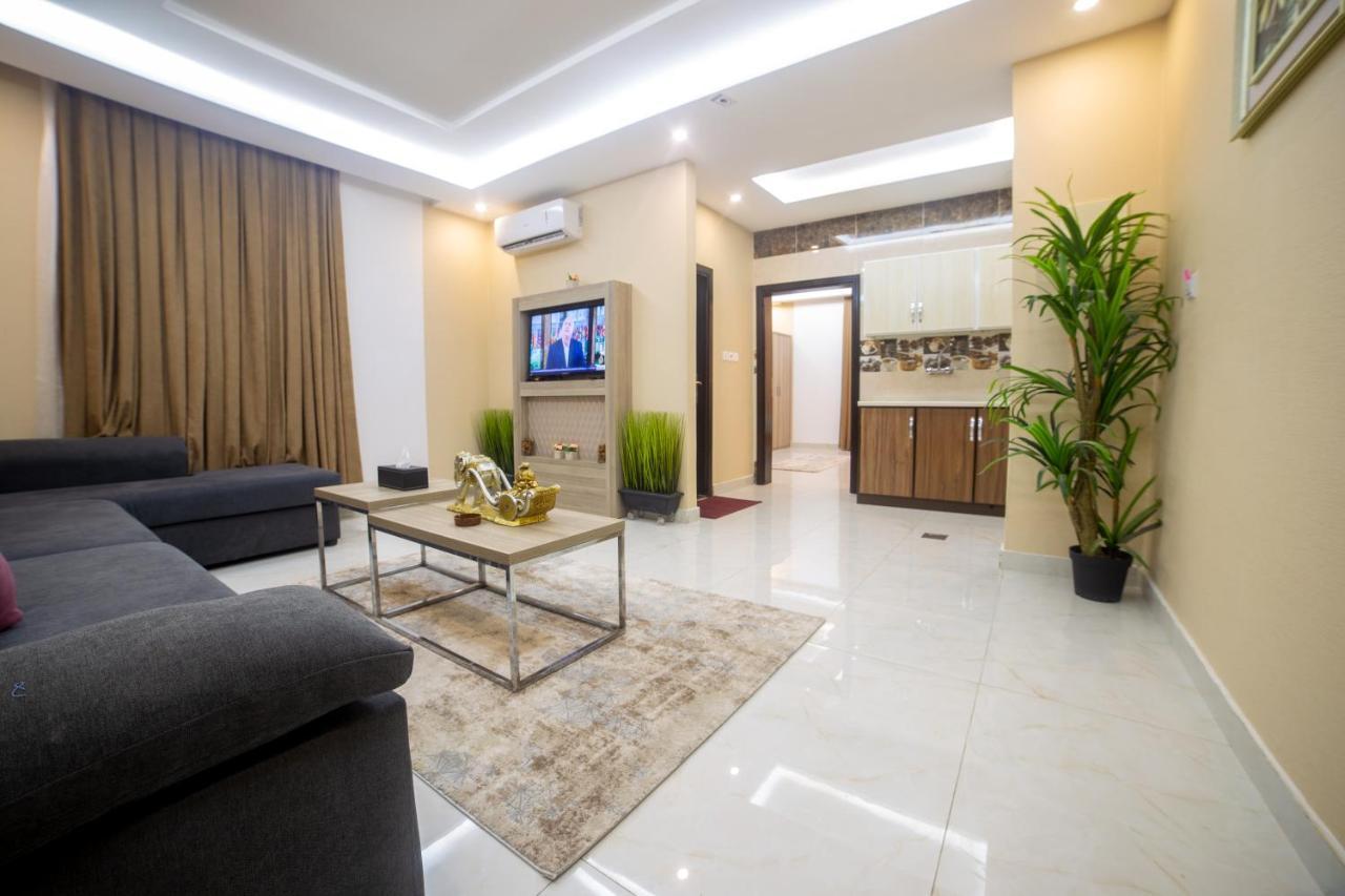 Hikayet Abeer Hotel Apartment Джеда Екстериор снимка