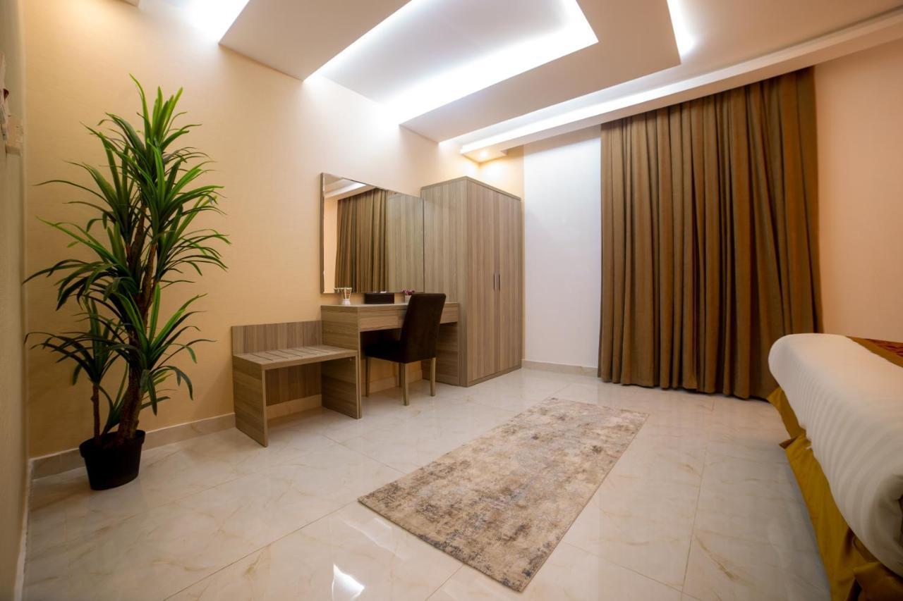 Hikayet Abeer Hotel Apartment Джеда Екстериор снимка